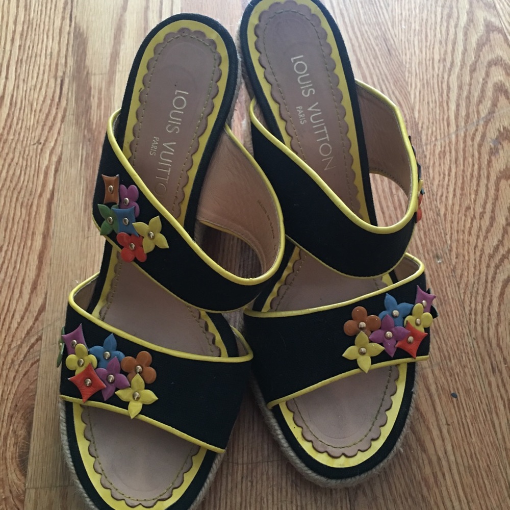 Louis Vuitton Black Floral Espadrille Wedges